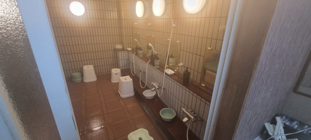 les douches à Houkoussou