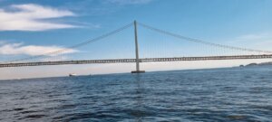 La pile du pont d'Awaji