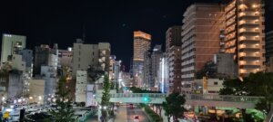 Les immeuble la nuit à Kobe