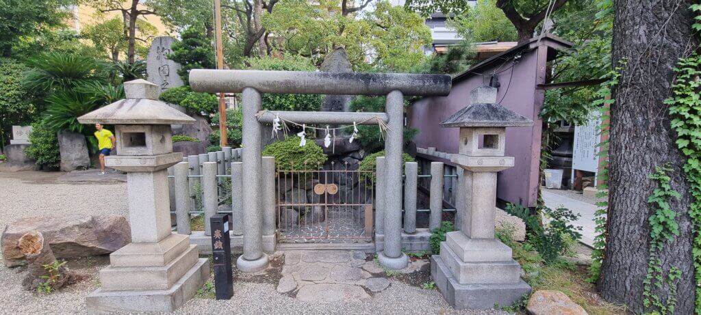 un sanctuaire shinto