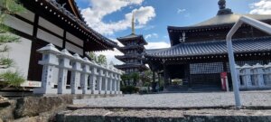La pagode du temple de busshozancho