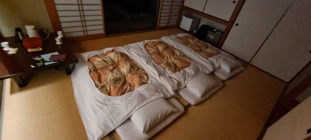Les futons de la chambre
