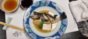 Un plat de poisson à Imabari