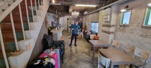 Arthur dans la salle commune de cinamone