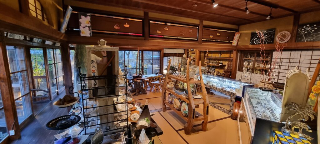 La boutique du rez de chaussée mitsuhama