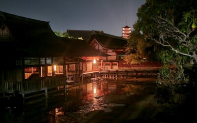 Miyajima, le torii les pieds dans l’eau.