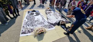 Deux dragons blancs au matsuri de zentsuji