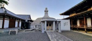 Un mausselé au templke de zentsuji